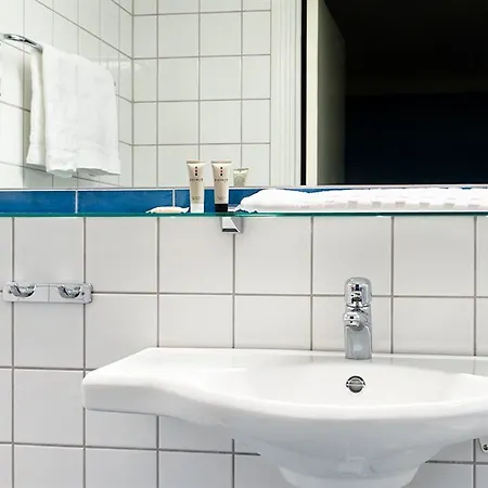 Baltzar Jacobsen Sure Collection By Western 3*